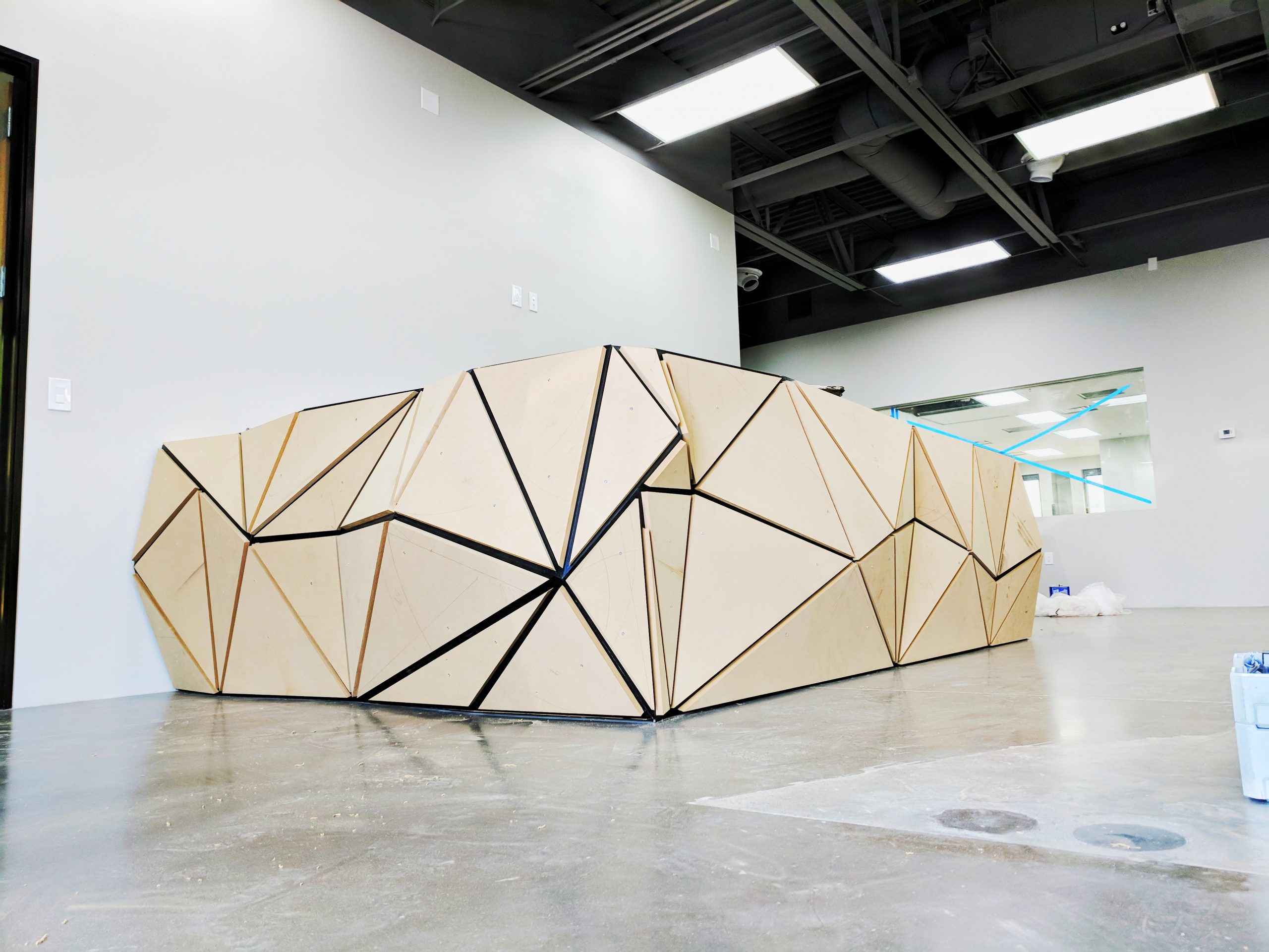 Cowork Lobby desk