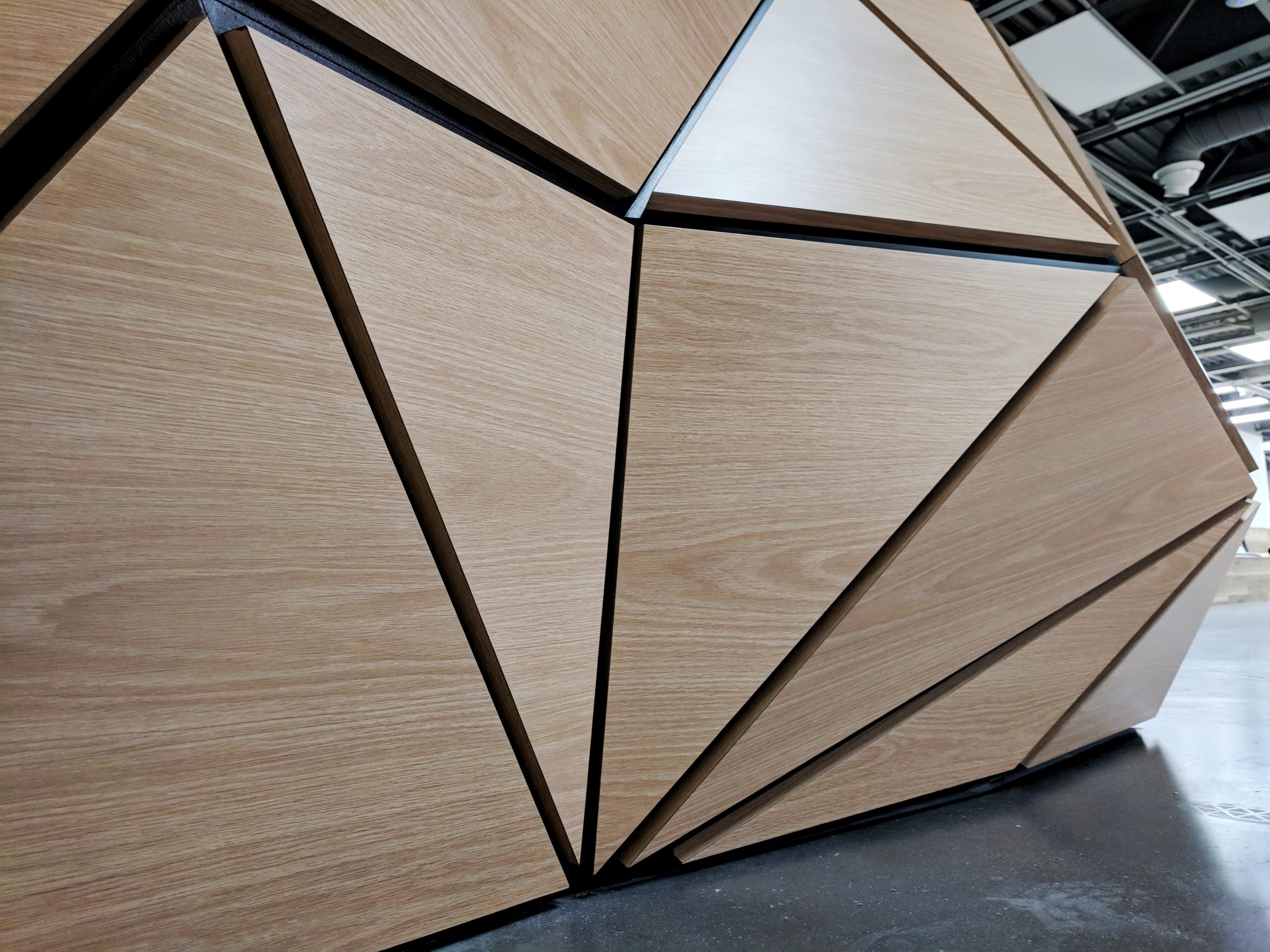 Cowork Lobby desk