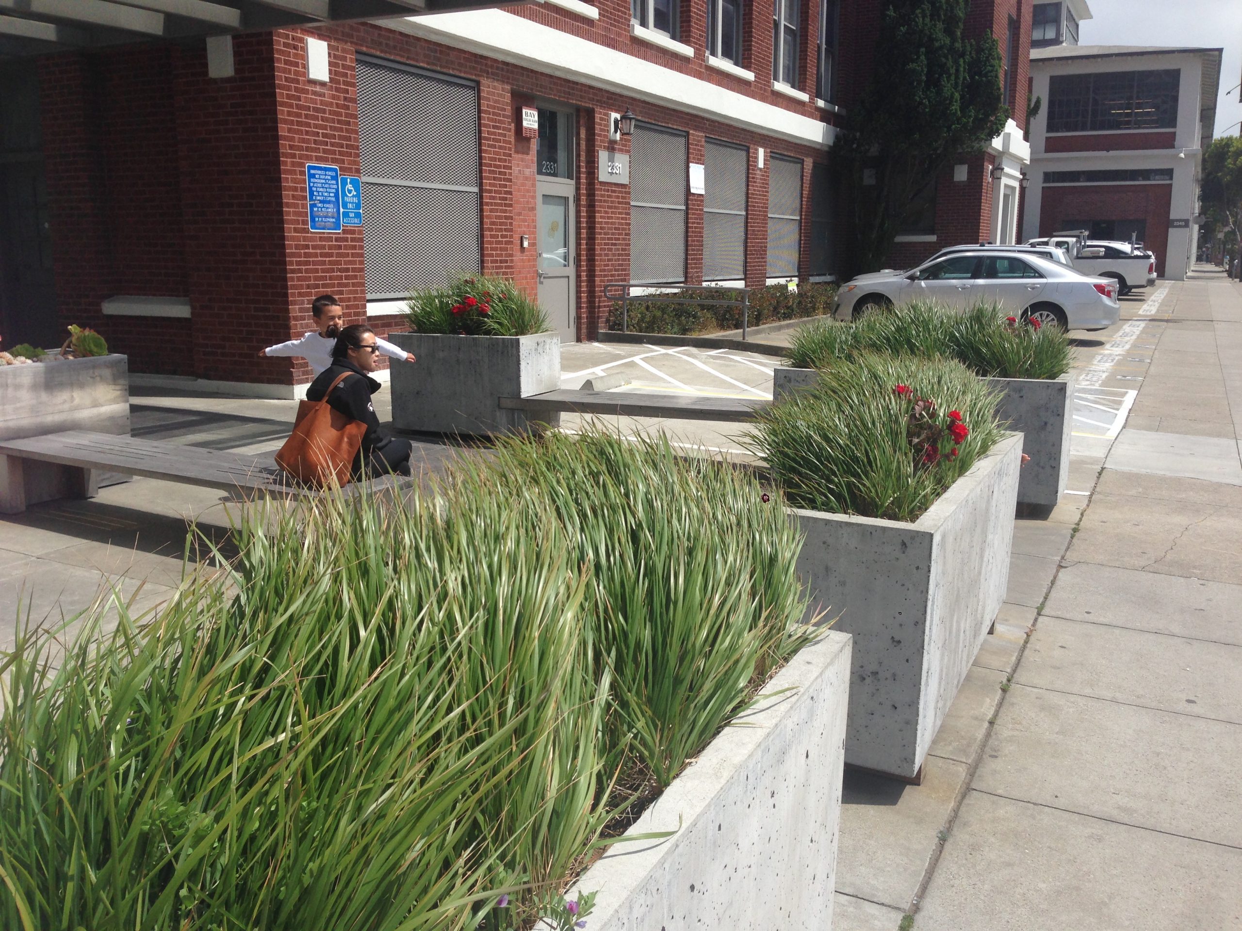 SF STREET FURNITURE - 3RD STREET